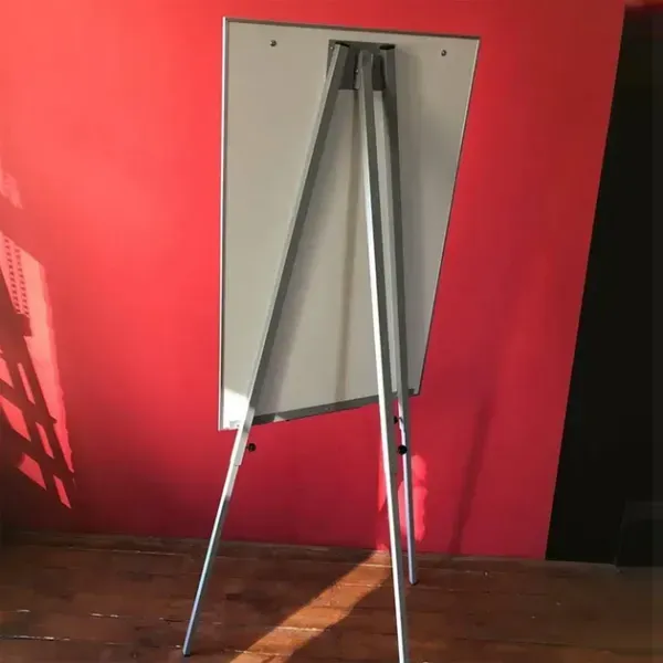 Фліпчарт UkrBoards магнітно-крейдяний / тринога 65х100 см (UB-FT65x100G) UB-FT65x100G фото
